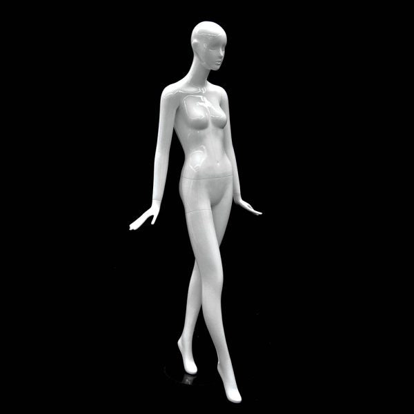 SDMZ-BESS2 / Mannequin femme de style abstrait